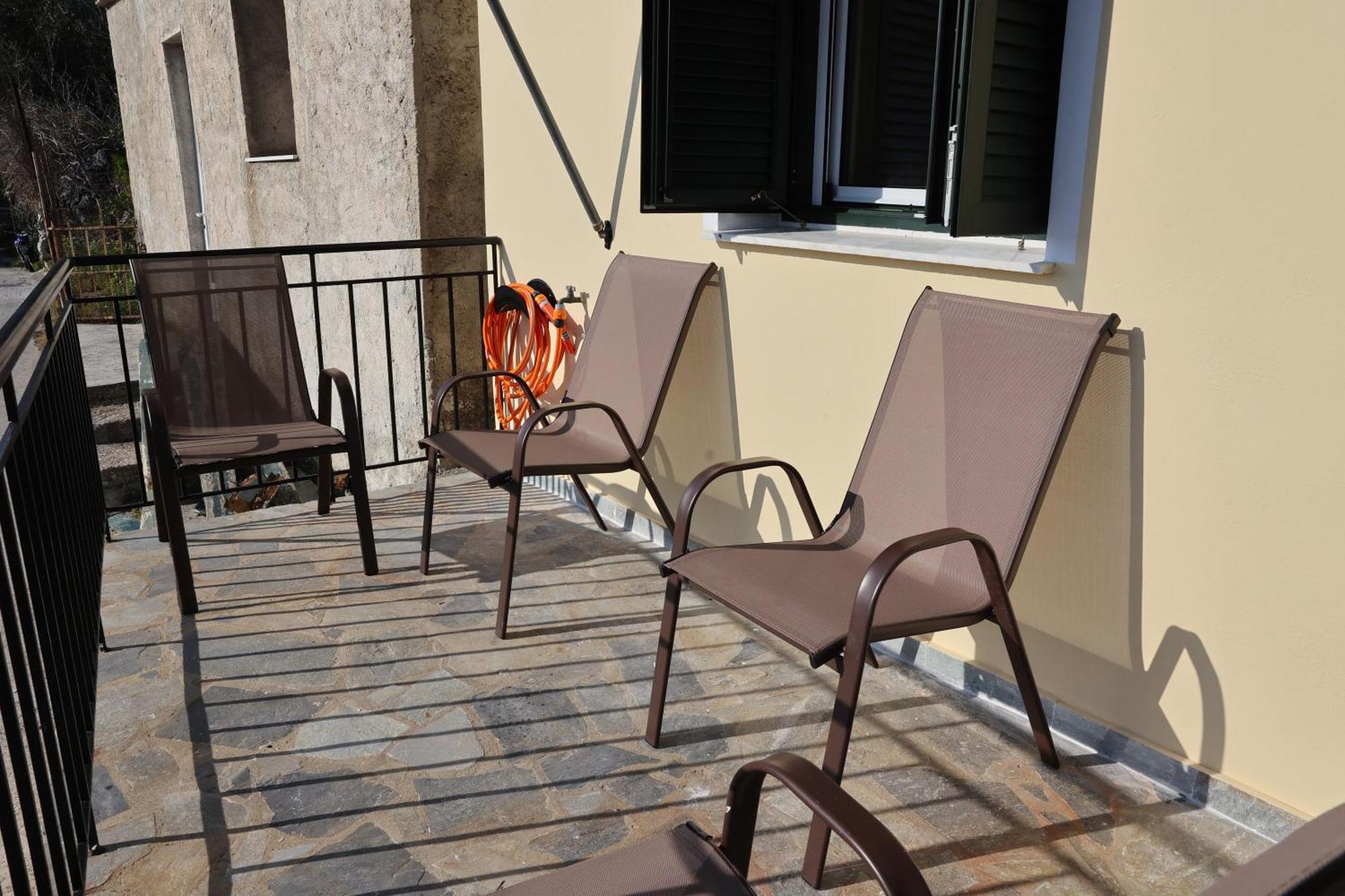 Mary'S Villas Plomari 外观 照片